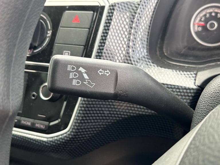 2018 Volkswagen up! 1.0 Move up! Hatchback 5dr Petrol Manual Euro 6 (s/s) (60 ps) HATCHBACK Petro...