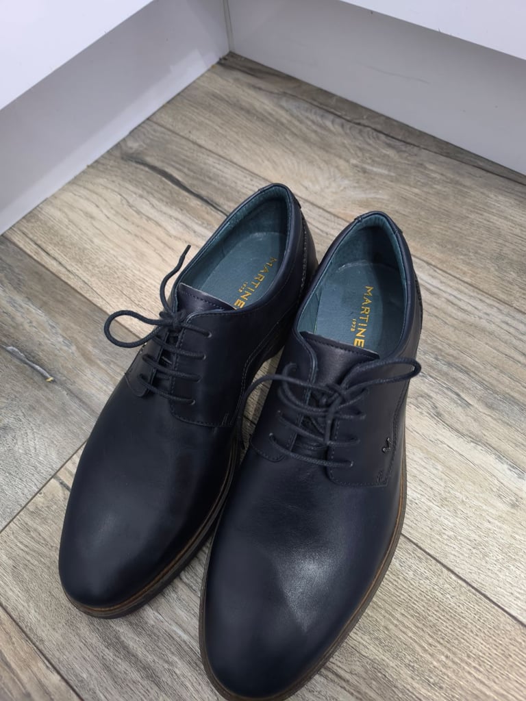 Martinelli leather  men's shoes size 40 (6.5 UK) new