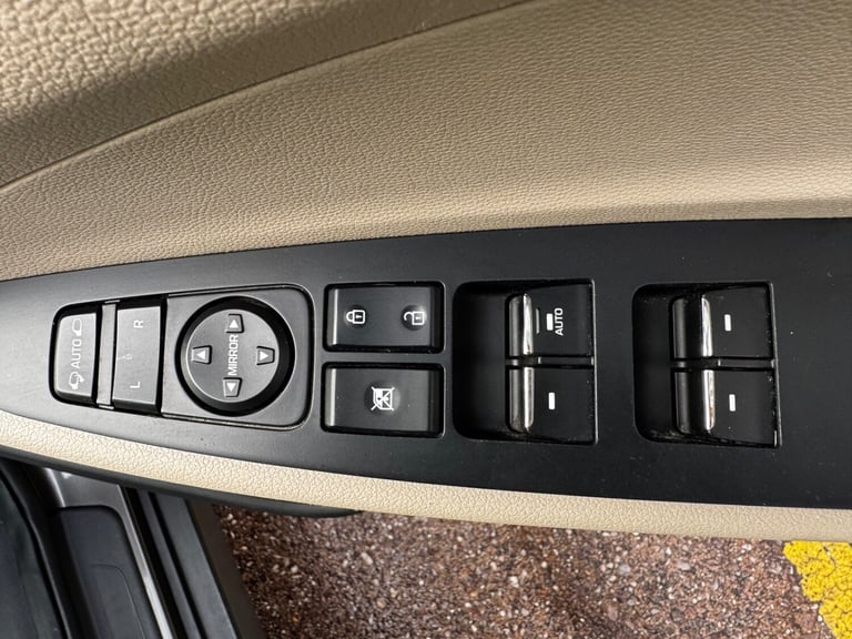 2017 Hyundai TUCSON 1.7 CRDi Blue Drive Premium 5dr 2WD SUV Diesel Manual