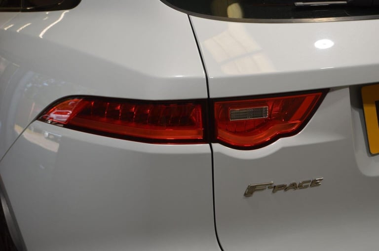 JAGUAR F-PACE 2.0 D180 Chequered Flag Auto AWD Euro 6 (s/s) 5dr 2019