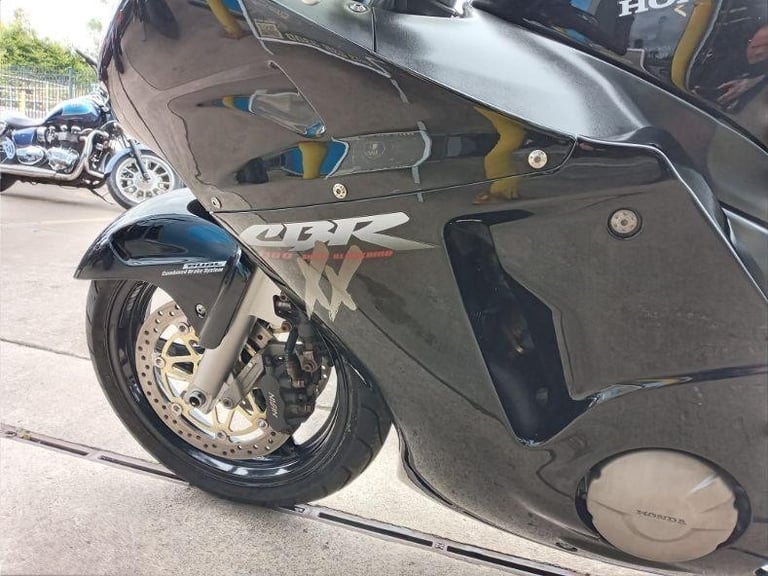 2003 Honda CBR1100XX Super Blackbird