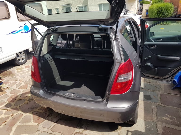 Mercedes-Benz, A CLASS, Hatchback, 2011, Semi-Auto, 1991 (cc), 5 doors