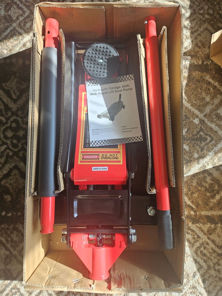 Car jack 3 ton brand new