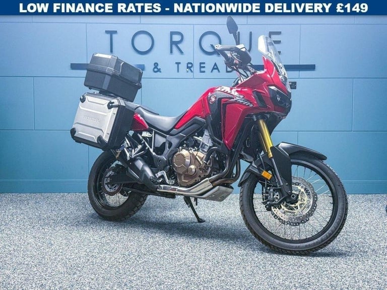 2017 17 HONDA CRF1000L AFRICA TWIN 1000 MANUAL - LOW MILES - FULL LUGGAGE