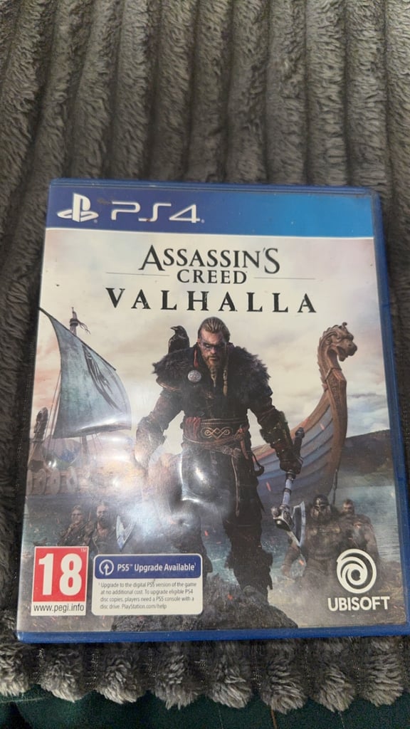 PS4 slim, 1 controller, 7 games, hdmi cable 