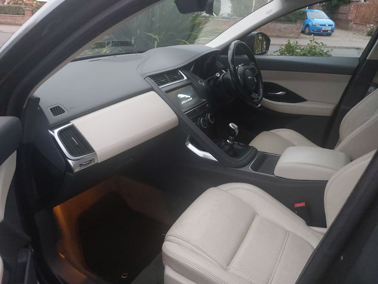 Jaguar, E-PACE, Estate, 2018, Manual, 1999 (cc), 5 doors
