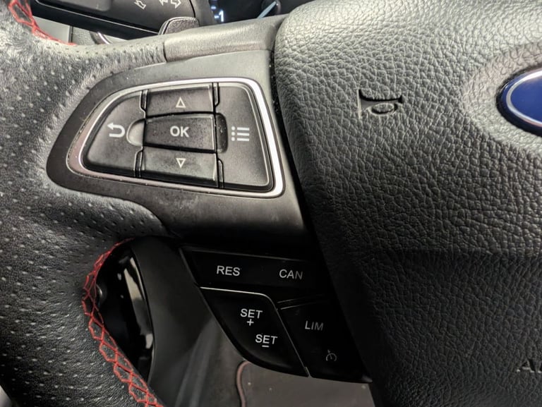 2019 Ford Ecosport 1.0T EcoBoost GPF ST-Line SUV 5dr Petrol Auto Euro 6 (s/s) (125 ps) HATCHBACK ...