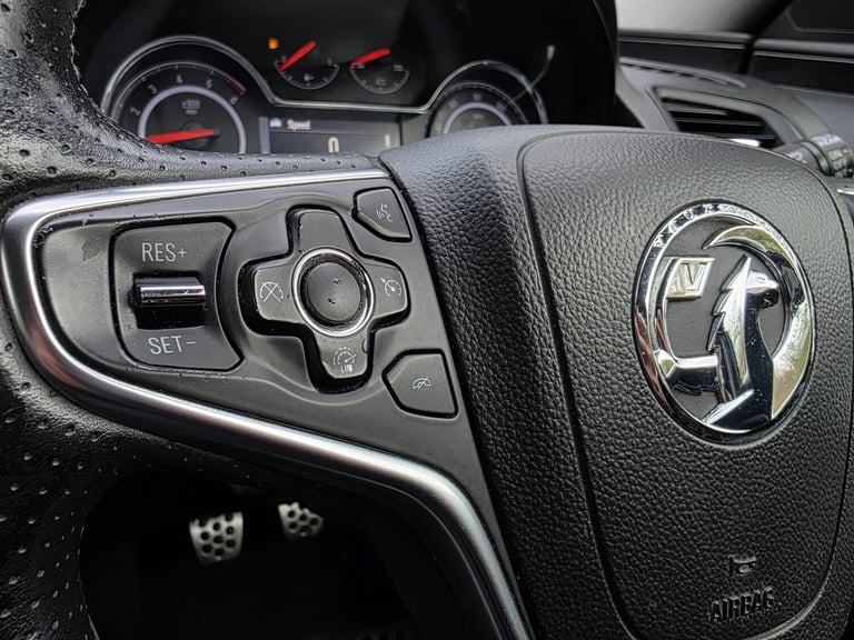 2015 Vauxhall Insignia 1.6 CDTi SRi Nav Euro 6 (s/s) 5dr HATCHBACK Diesel Manual