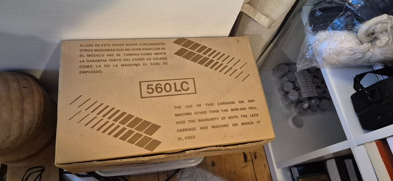 KNITMASTER 580 ELECTRONIC KNITTING MACHINE, ACCESSORIES