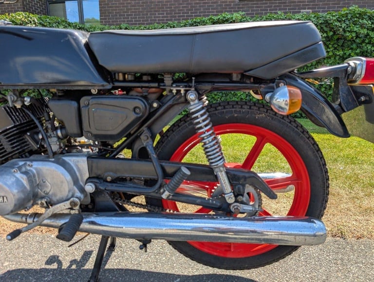 YAMAHA RD200 