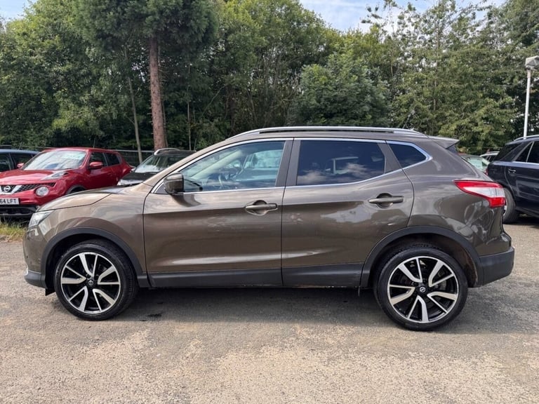 2015 Nissan Qashqai 1.2 DIG-T Tekna SUV 5dr Petrol XTRON 2WD Euro 6 (s/s) (115 ps) HATCHBACK Petr...