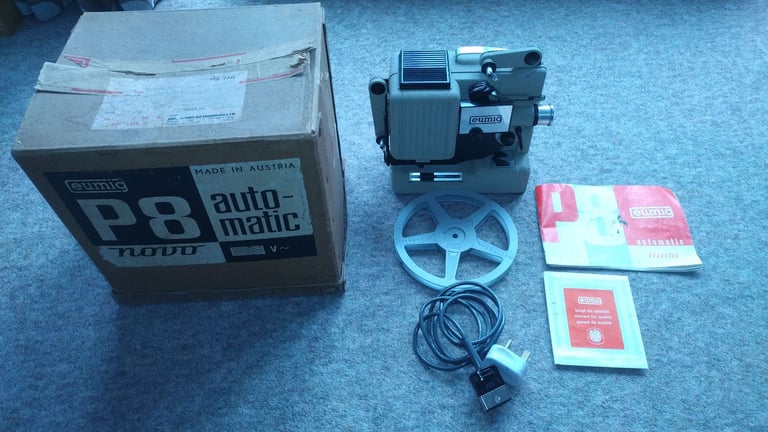 image for Eumig P8 Novo 8mm Projector - Automatic - Original Box