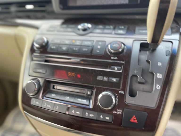 2006 NISSAN ELGRAND E51 AUTO
