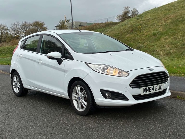 image for 2015 Ford Fiesta 1.2 Fiesta Zetec 5dr Hatchback Petrol Manual