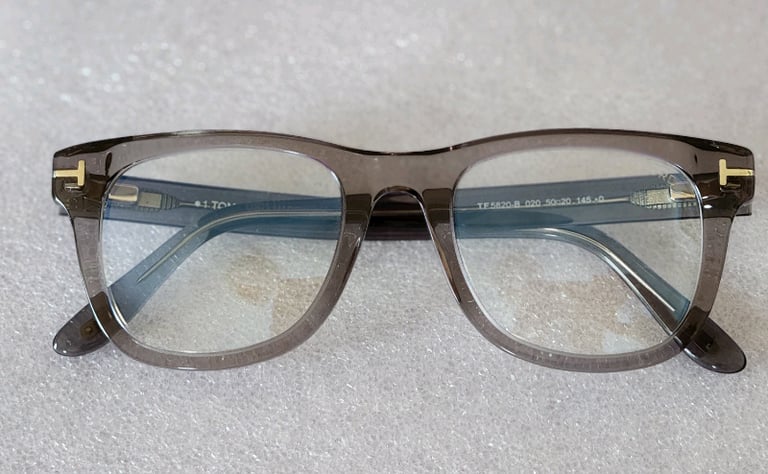 TOM FORD Bluelight antifatigue blue light blocking glasses. As new! 