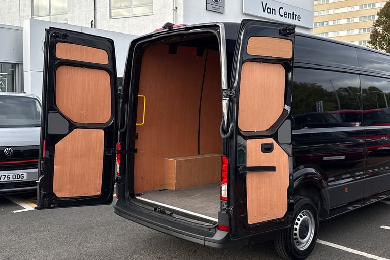2024 Volkswagen Crafter 2.0TDI  140PS CR35 LWB Commerce Plus Van DIESEL Manual
