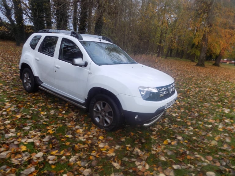 2015 Dacia Duster 1.5 dCi 110 Laureate 5dr HATCHBACK Diesel Manual