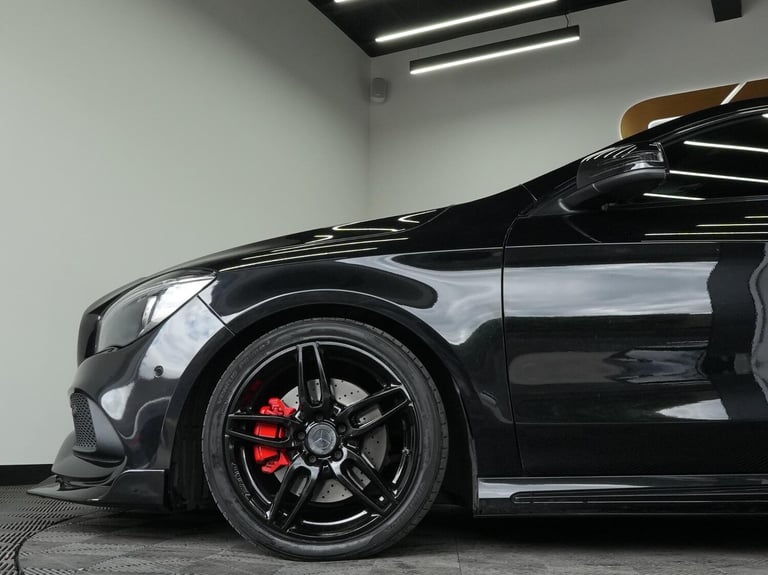 2015 Mercedes-Benz CLA CLA 220d AMG Sport 4Matic 4dr Tip Auto SALOON DIESEL Automatic