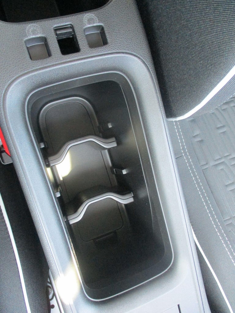 2025 Fiat 600 1.2 MHEV SUV 5dr Petrol Hybrid e-DCT Euro 6 (s/s) (100 ps) HATCHBACK Petrol/Electri...