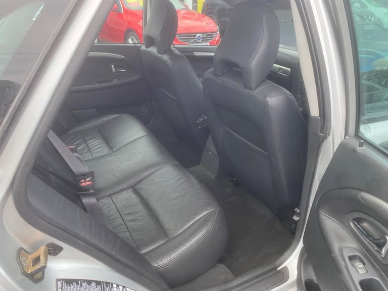 2004 Volvo S40 1.8 Sport 4dr Auto [122bhp] SALOON PETROL Automatic