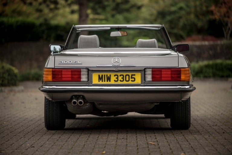 1987 Mercedes-Benz 300 SL CONVERTIBLE Petrol Automatic