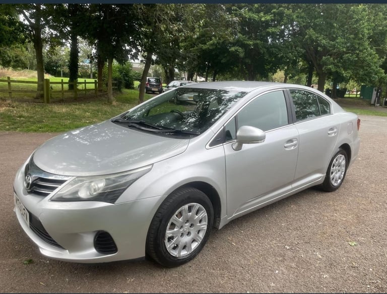 Toyota, AVENSIS, Saloon, 2013, Semi-Auto, 1798 (cc), 4 doors