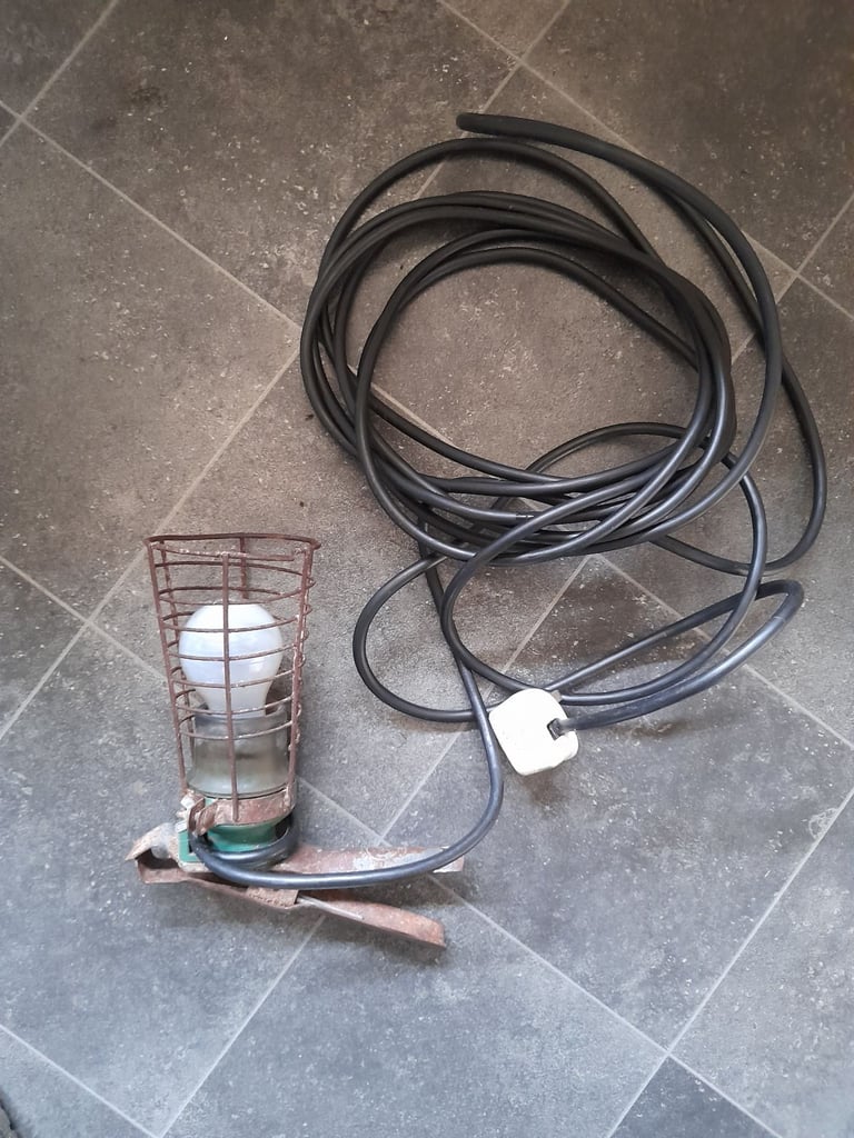 Mechanics inspection/ spot light