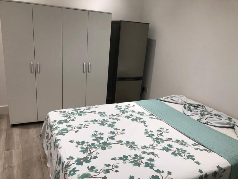 image for DOUBLE ROOM AVAILABLE NOW Elizabeth road,N15 5LG – 3 minutes from station