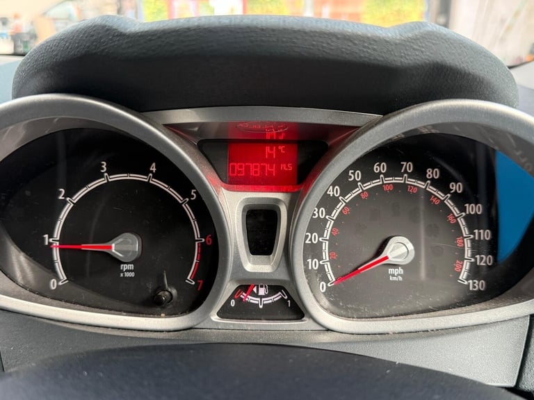 2011 Ford Fiesta 1.25 Zetec 3dr [82] HATCHBACK PETROL Manual