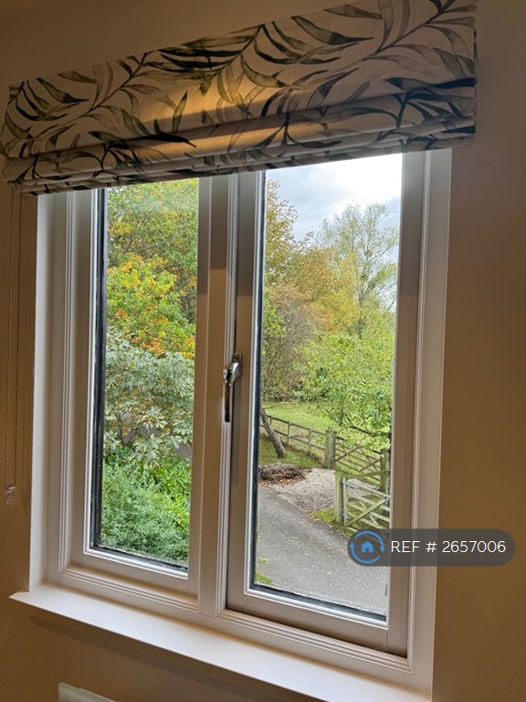 Studio flat in Western Road, Witham, CM8 (#2657006)