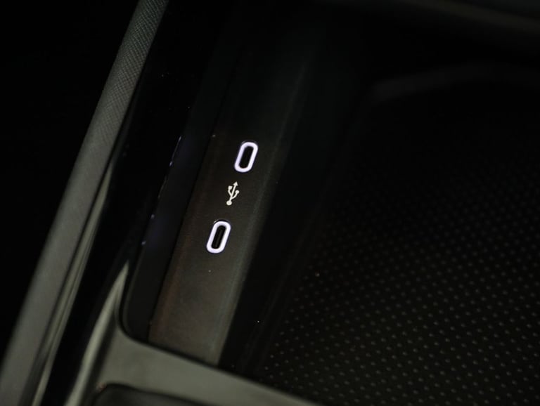 2022 Skoda Kamiq 1.5 TSI ACT SE Drive SUV 5dr Petrol DSG Euro 6 (s/s) (150 ps) HATCHBACK Petrol A...