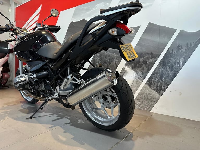 BMW R1200 R 2007 with 35,472 miles 