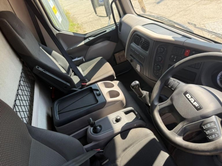 DAF LF 150 4x2 MANUAL GEARBOX CURTAIN SIDE