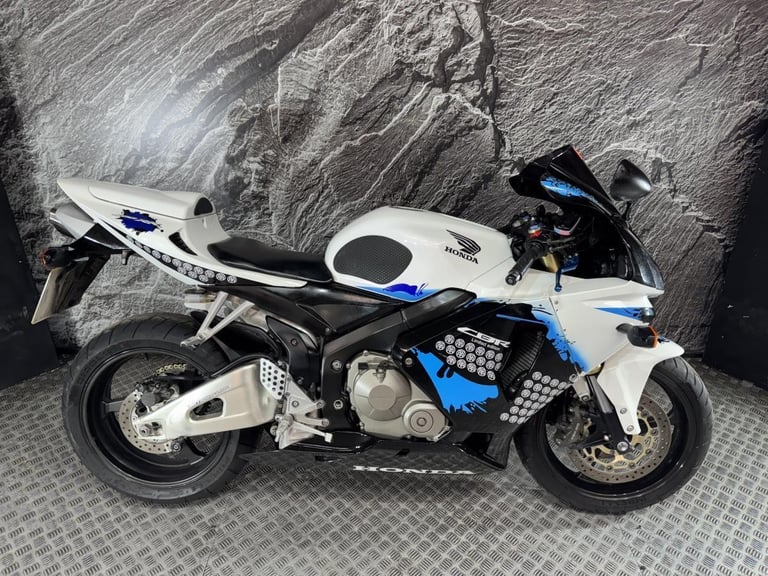 HONDA CBR600RR CBR 600 RR 2006
