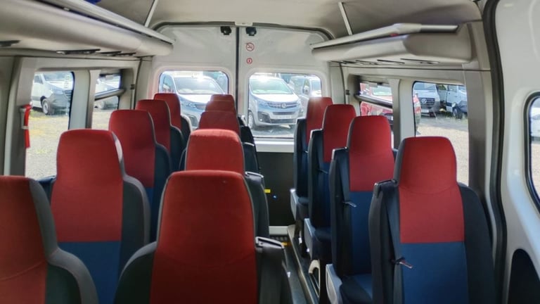 2018 Renault Master 17 SEAT MINIBUS LWB MEDIUM ROOF LM35 145 PS With 6 speed Gearbox, Auto Ligh M...