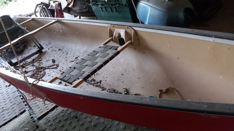 Canadian Canoe - Coleman 17 foot three person canoe