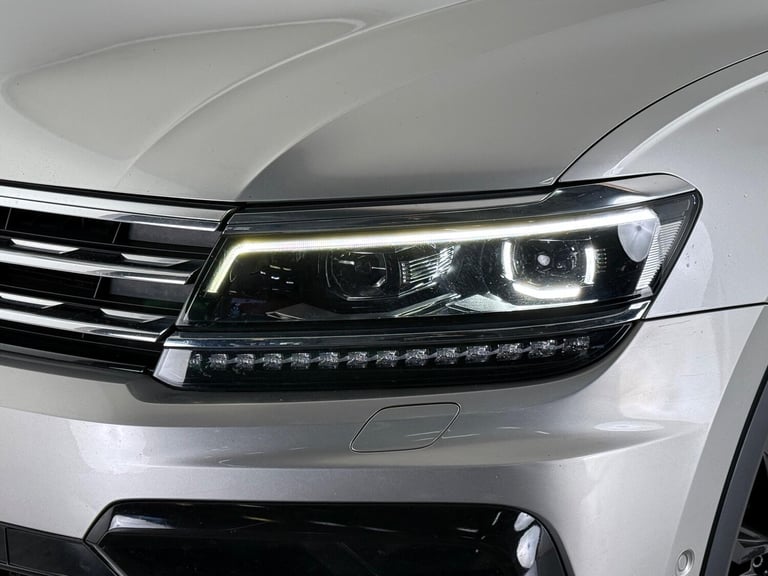  Volkswagen Tiguan 2.0 TDI BlueMotion Tech R-Line DSG 4Motion Euro 6 (s/s) 5dr Diesel Automatic