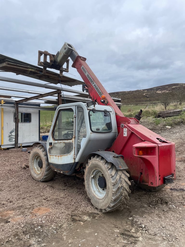 Massey Ferguson 8925 telehandler 