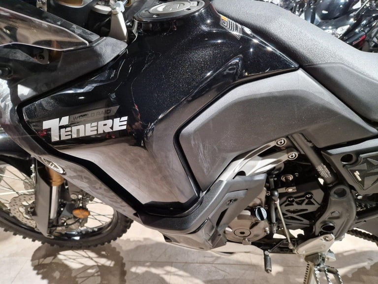 YAMAHA TENERE 700 WORLD RAID IN BLACK