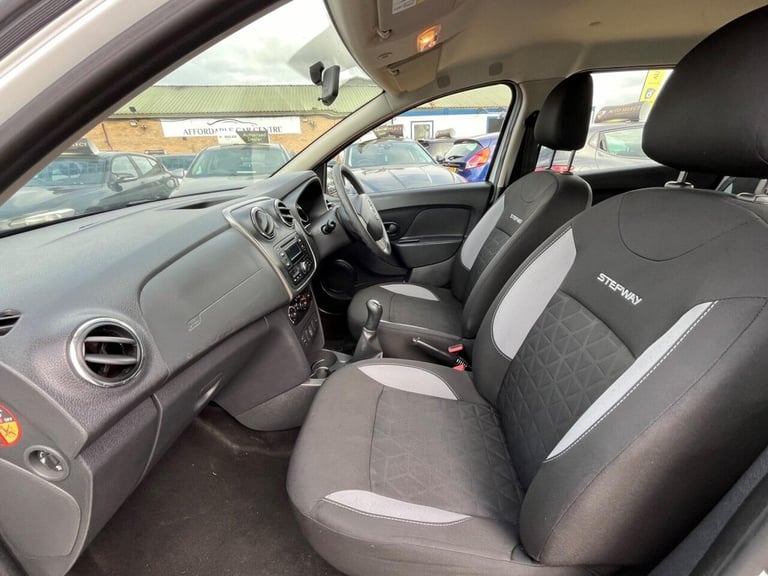 2016 Dacia Sandero Stepway 0.9 TCe Ambiance 5dr [Start Stop] HATCHBACK PETROL Manual