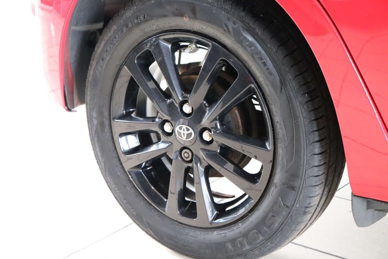 2016 Toyota Yaris 1.3 Yaris Icon VVT-I 5dr Hatchback Petrol Manual