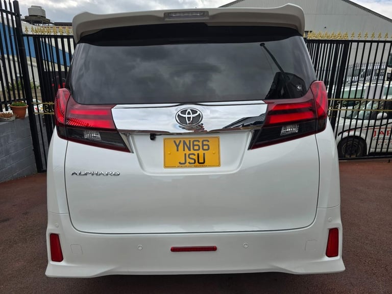 2016 Toyota Alphard 2.5  Petrol Automatic