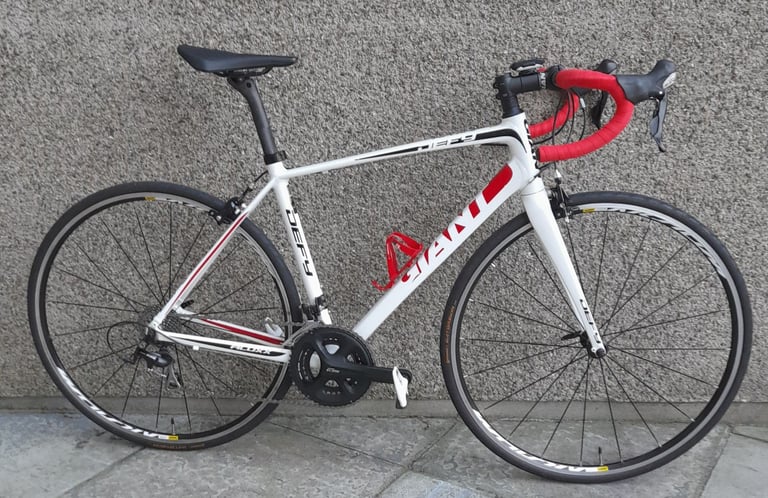 image for Giant Defy 1 Road Bike