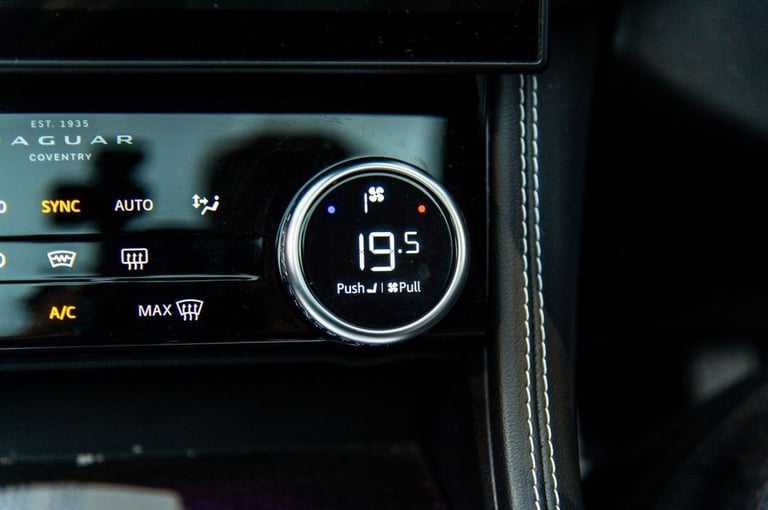 2021 Jaguar F-Pace 2.0 P250i R-Dynamic SE SUV 5dr Petrol Auto AWD Euro 6 (s/s) (250 ps) ESTATE Pe...