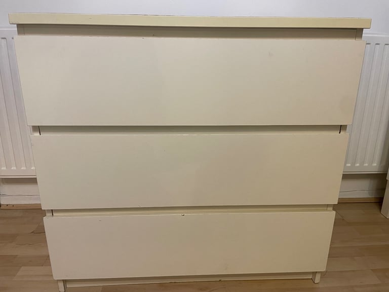 image for Chest of drawers 