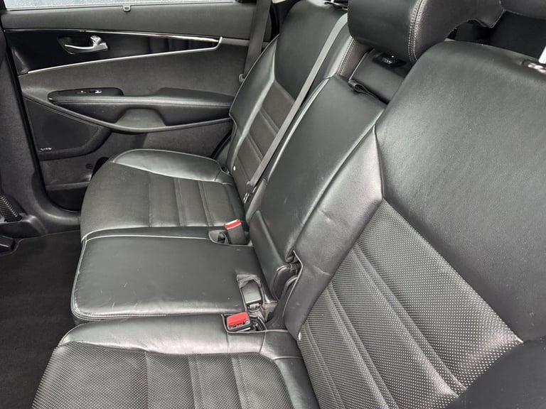 2017 Kia Sorento 2.2 CRDi KX-4 SUV 5dr Diesel Auto AWD Euro 6 (197 bhp) ESTATE Diesel Automatic