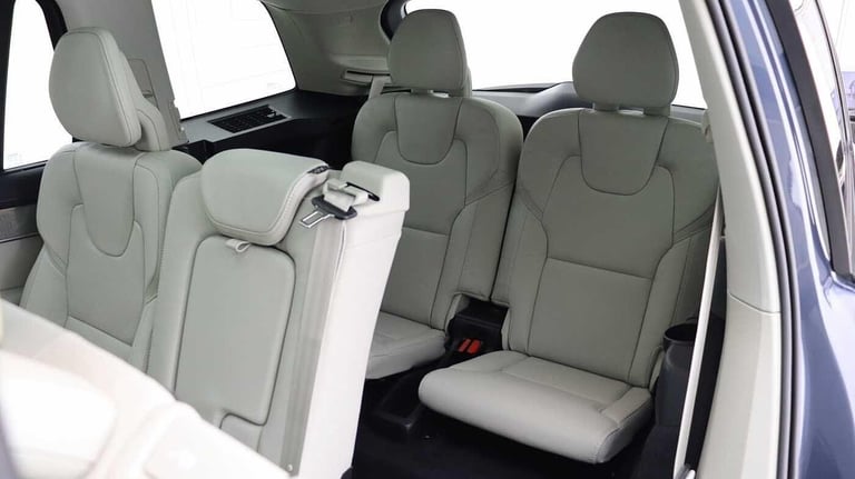 2025 Volvo XC90 T8 AWD PHEV Ultra Dark (Blond, Sunroof, Bowers &amp; Wilkins, 360 Camera) ESTATE ...