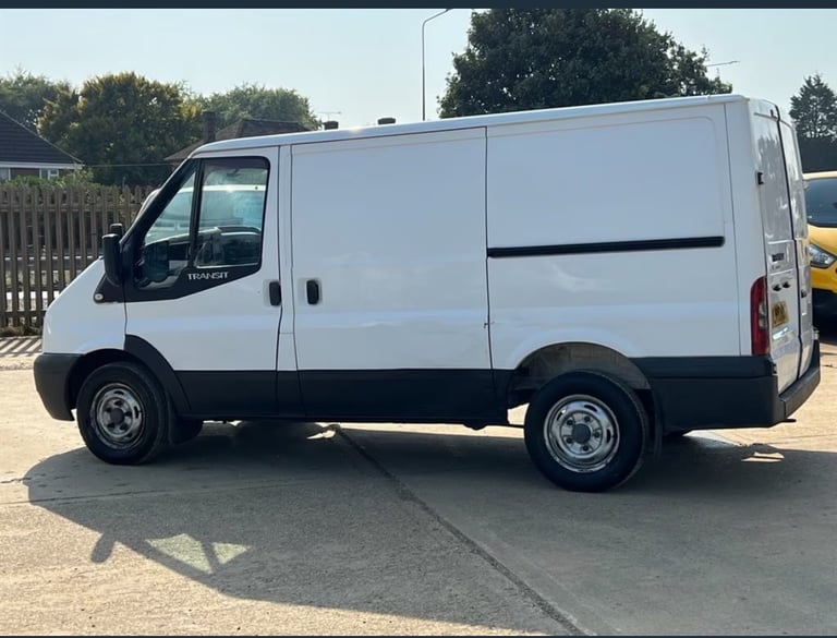 image for Man & Van Removals & House Clearance - Rubbish Removal - Gardening Services - Waste & Furniture  🚚