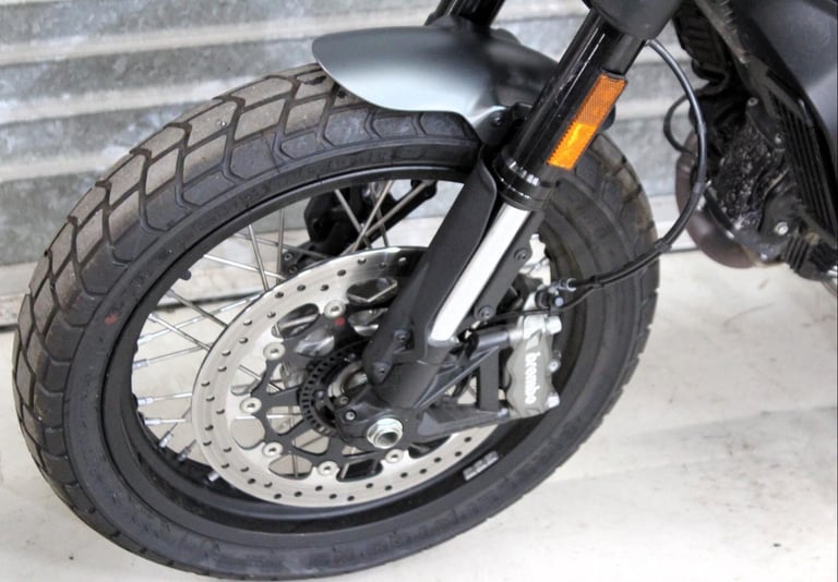 2022 22 DUCATI SCRAMBLER 800 NIGHT SHIFT ABS GREY ONLY 436 miles NEW MOT EURO 5