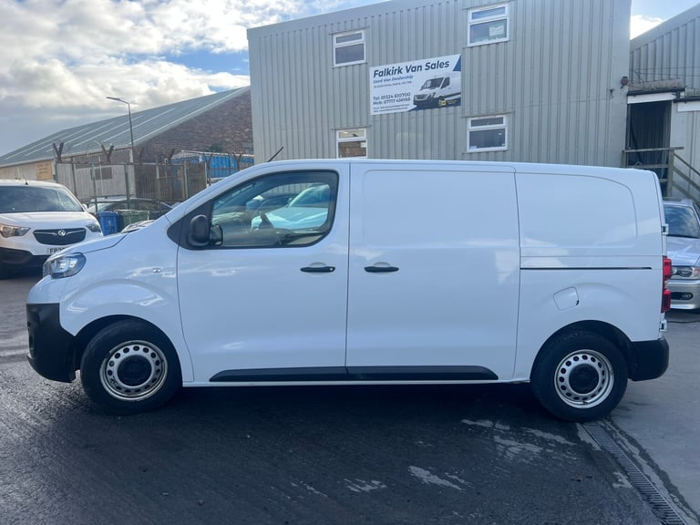 2022 Peugeot Expert 1000 1.5 BlueHDi 100 Professional Premium Van PANEL VAN Diesel Manual
